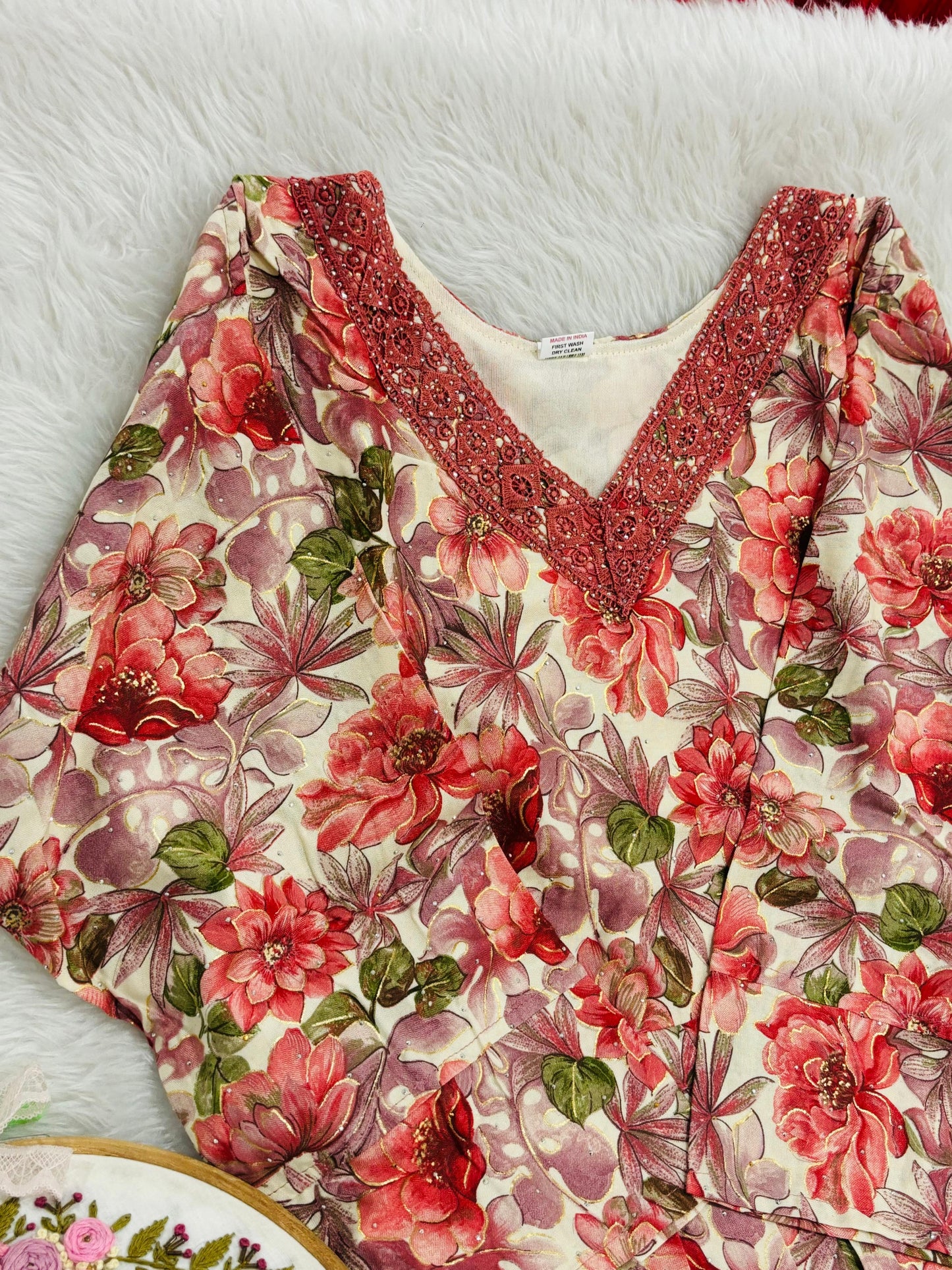 Floral v neck designer gown (xl xxl xxxl)