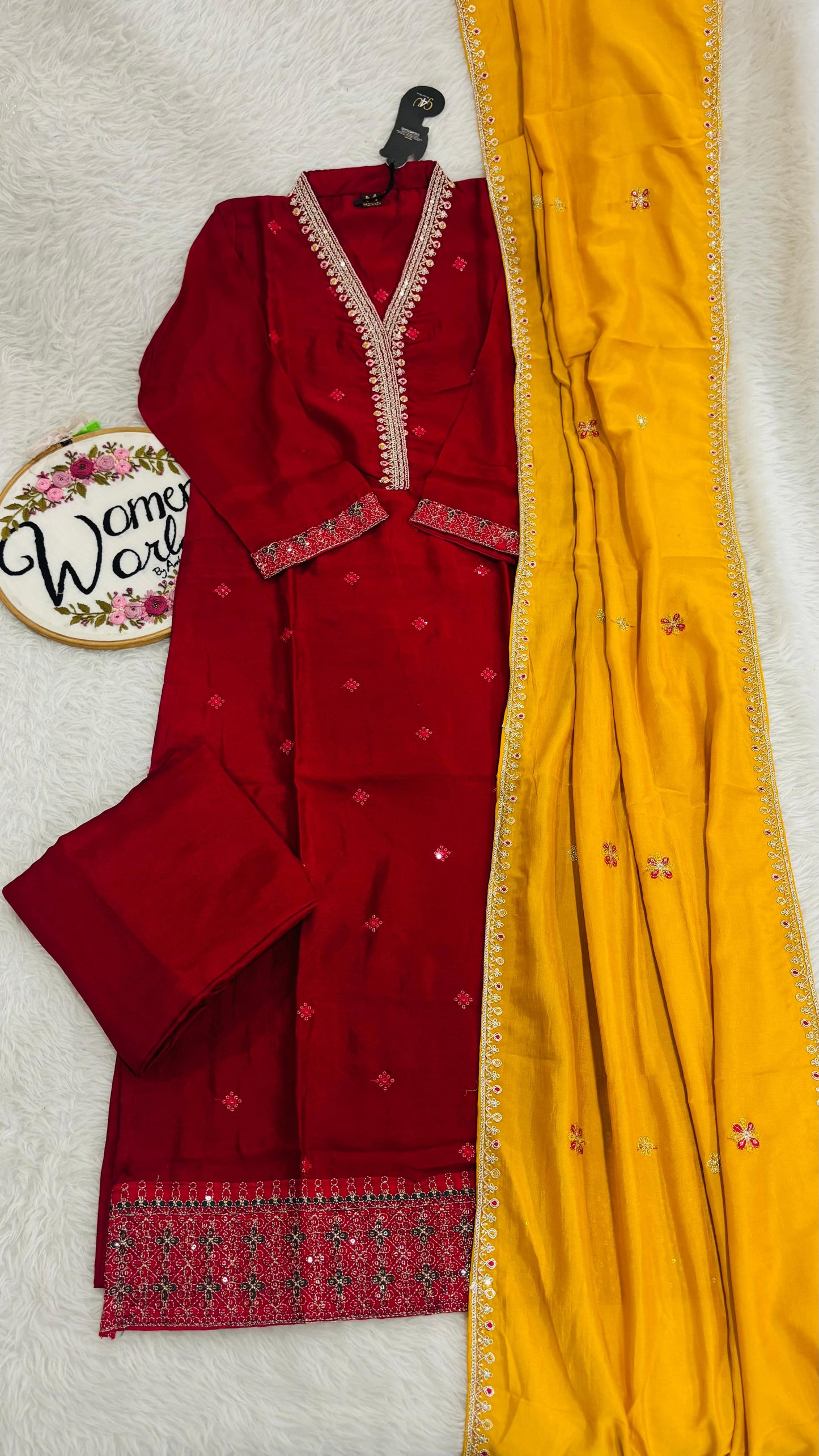 Partywear romansilk pink yellow contrast suit