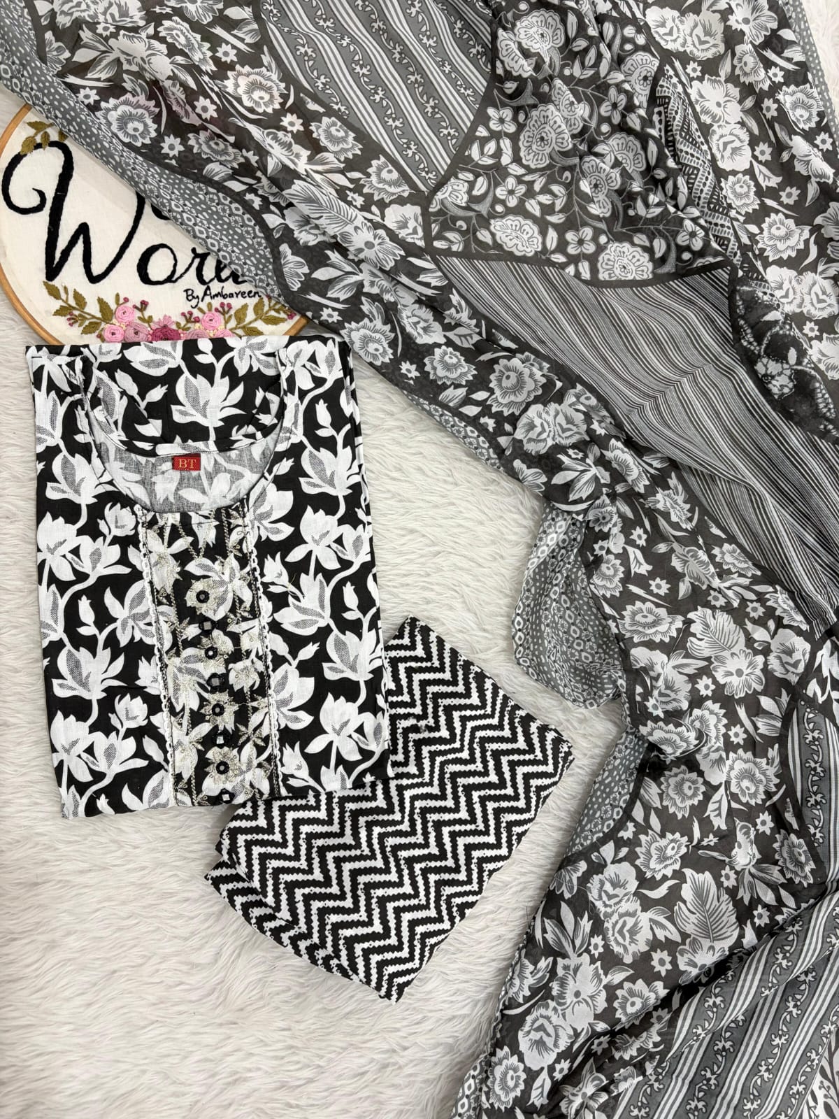 Embroidered floral Pure cotton 3 pc suit