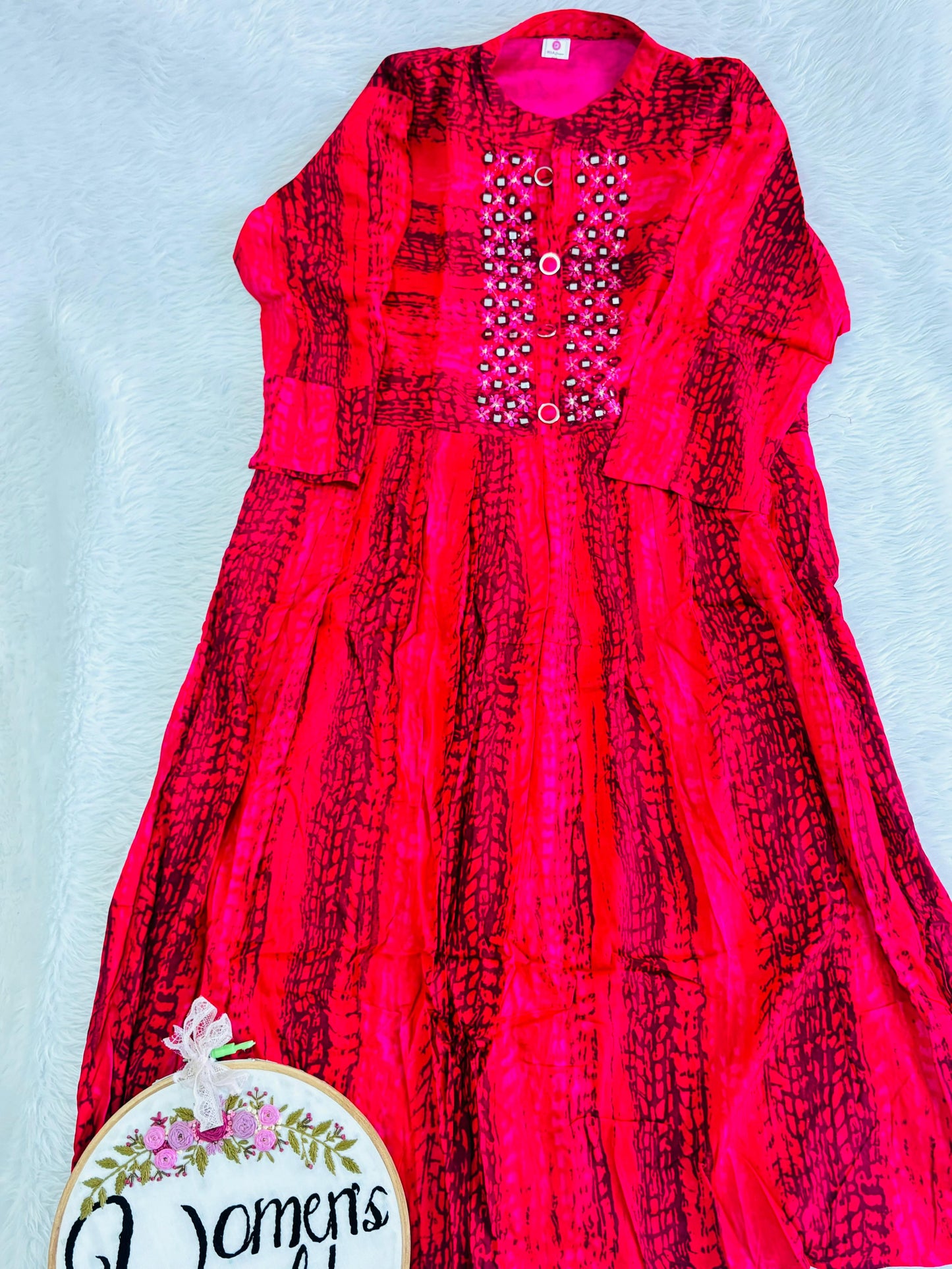 Collar neck mirror work gown