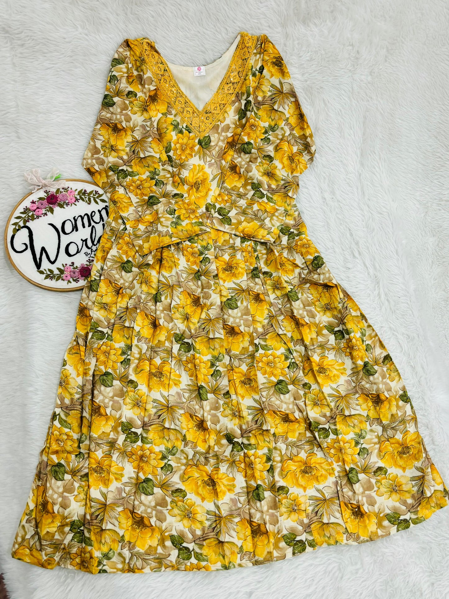 Floral v neck designer gown (xl xxl xxxl)