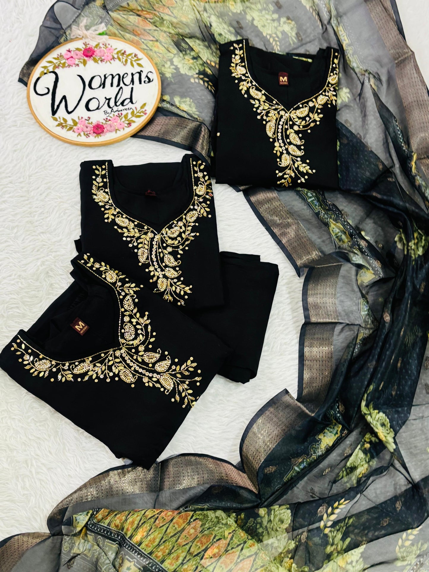 Hotblack  Handwork romansilk suit