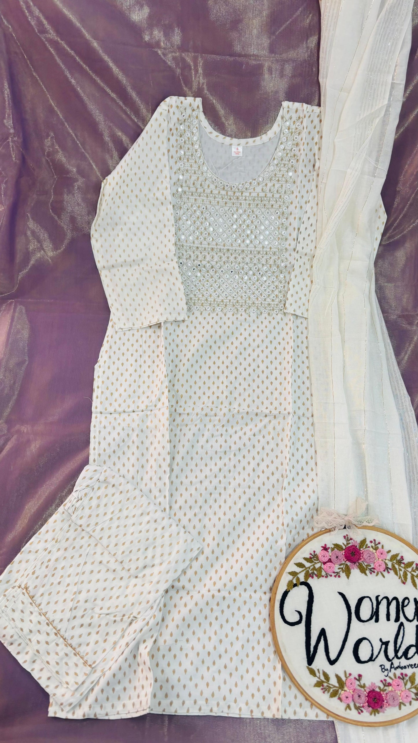 Hotselling white  3 pc suit