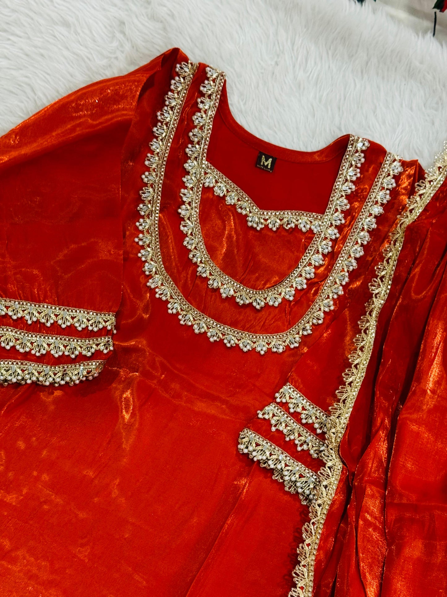 Premium Roman glass hotseller orange suit