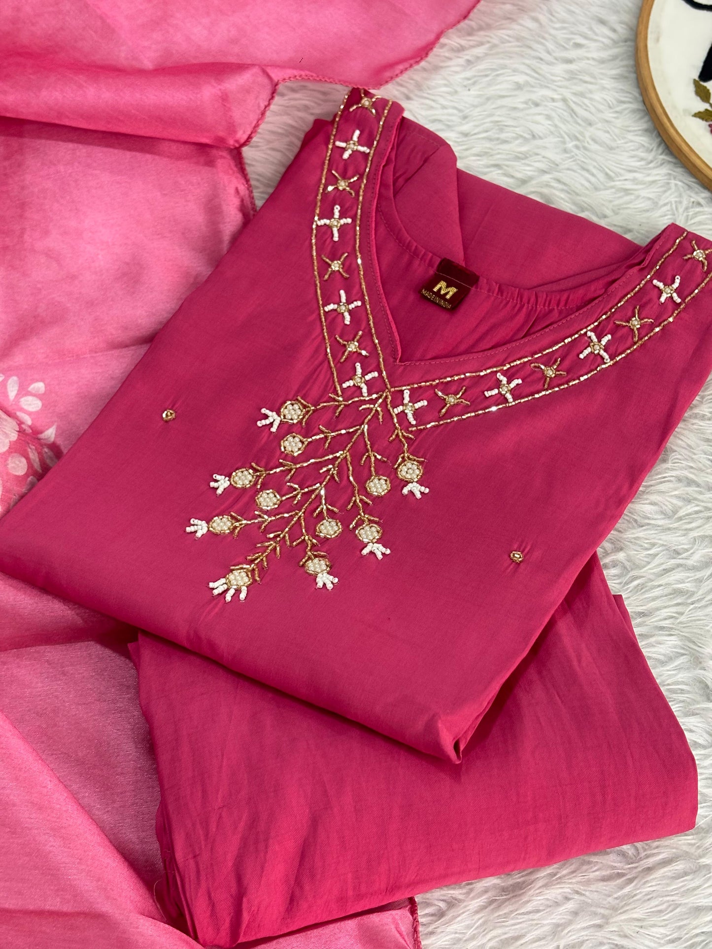 Handwork pink suit