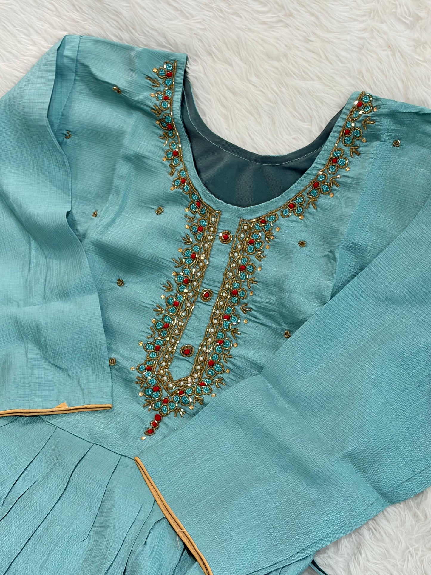 Handwork vatican gown