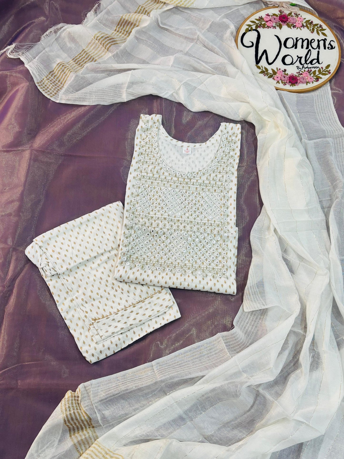 Hotselling white  3 pc suit
