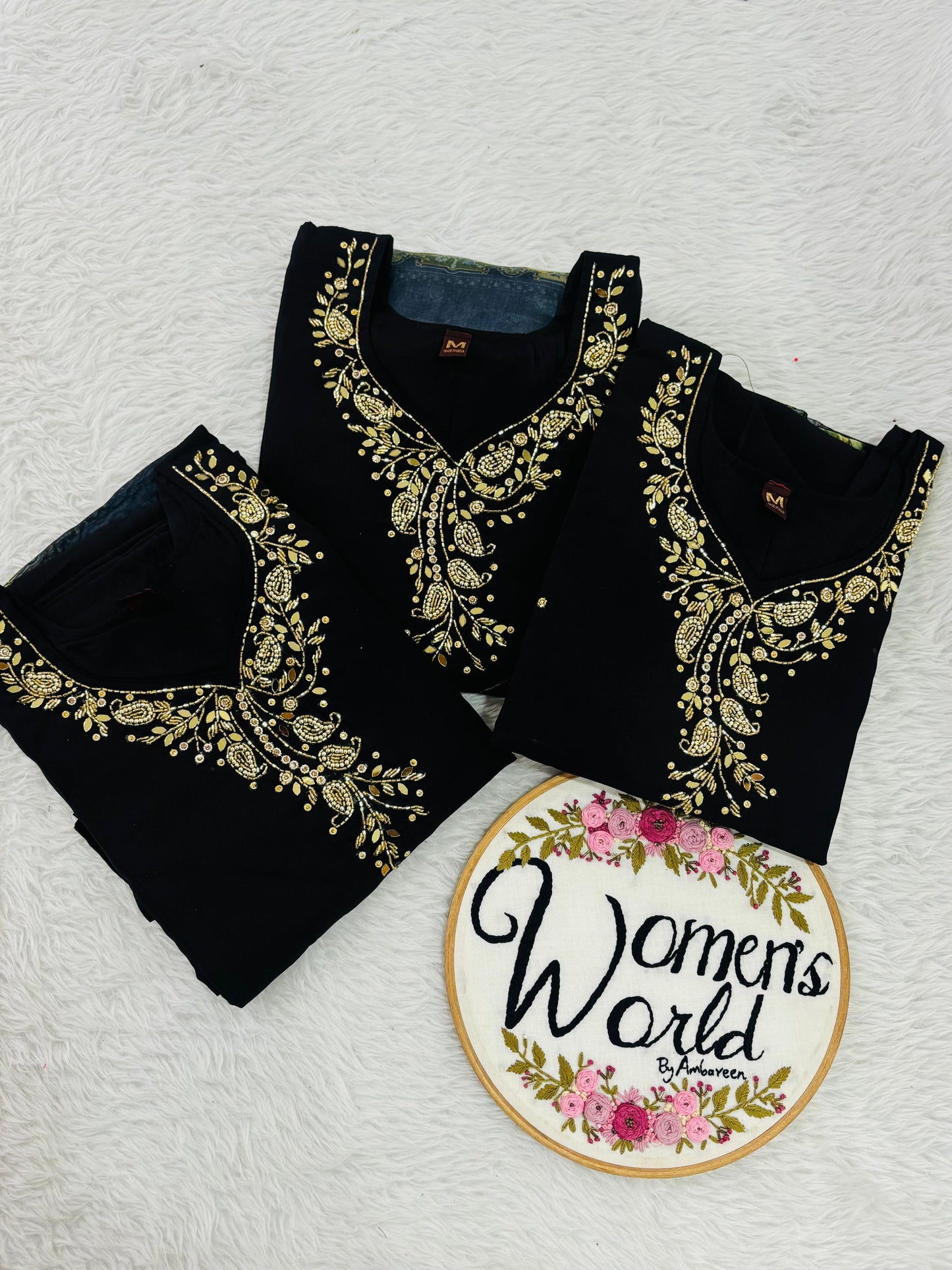 Hotblack  Handwork romansilk suit