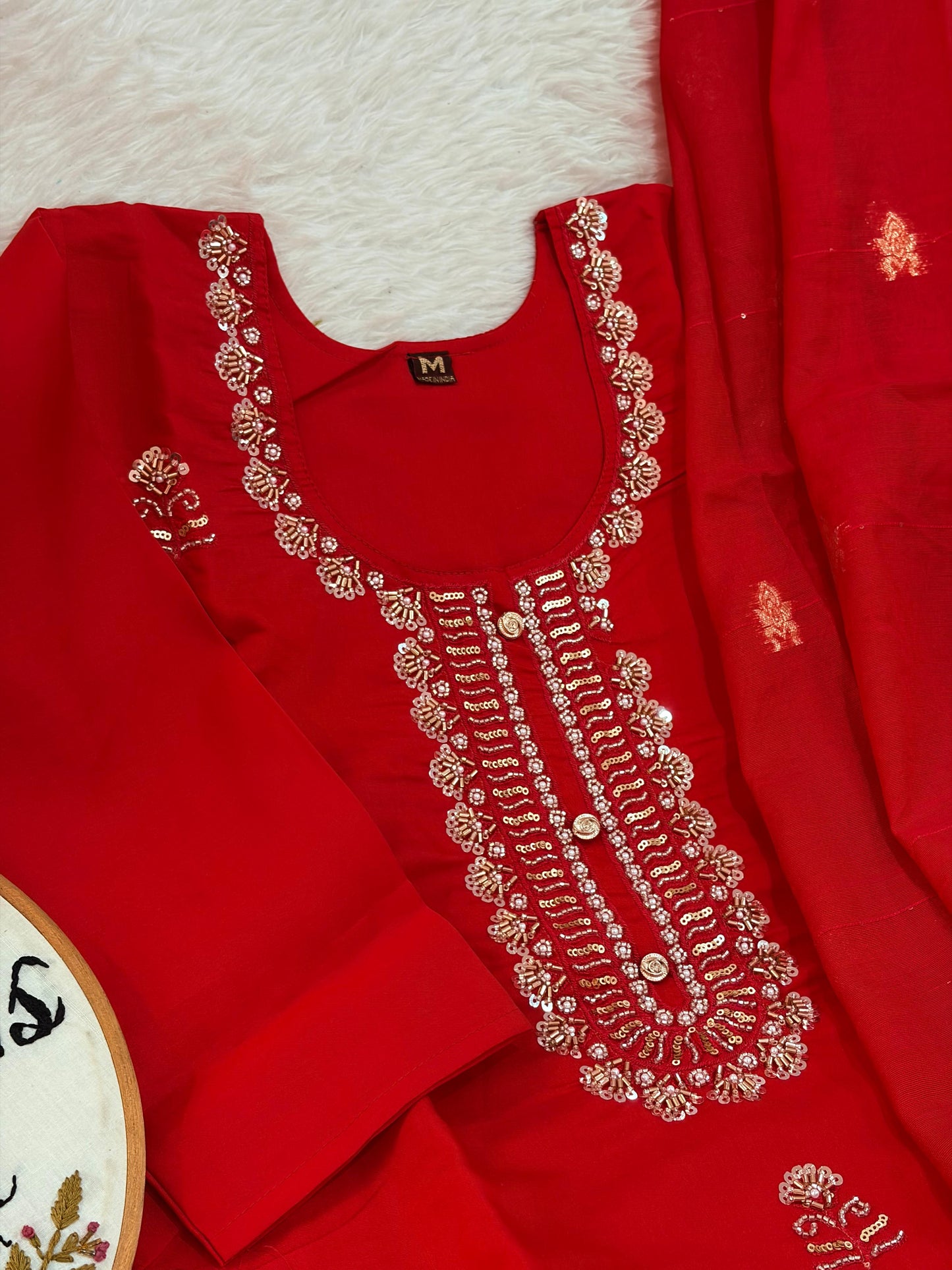 Hotselling handwork suit